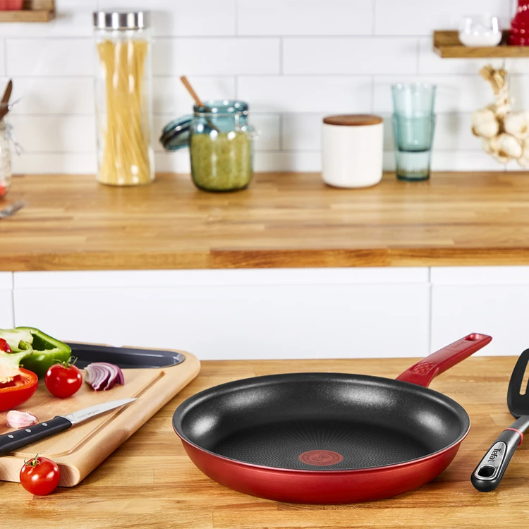 Tefal Daily Chef Red Induction Non-Stick Frypan 28cm - Image 5